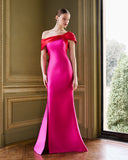 Vestido largo de Couture Club . 1G2F7