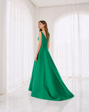 Vestido largo de Couture Club - 1G2G1