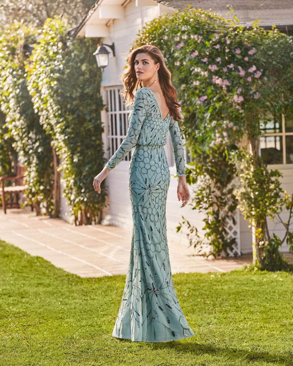 ⁦Vestido largo de Couture Club - 5G1C2⁩ - الصورة ⁦2⁩